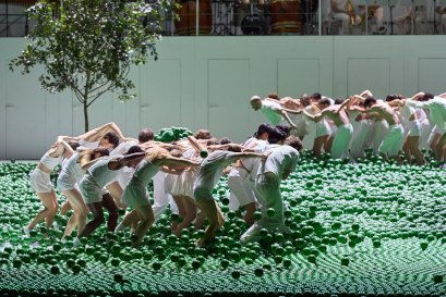 「ＰＬＡＹ」アレクサンダー・エクマン／パリ・オペラ座 ゲネプロレポート 2025.07.25